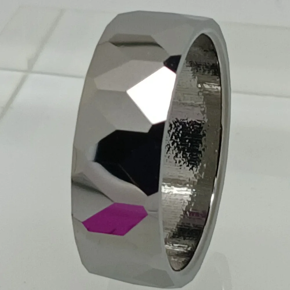 Vintage Tungsten Carbide Faceted Band Ring Mens Size 11.5 8mm Silver 90s Y2K NOS